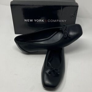 New York & Company (NY & C) Paulina Square Toe Black Ballet Flats Size 8.5M EUC